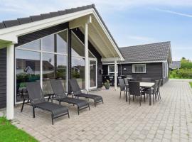 Amazing Home In Stege With Sauna, luxe hotel in Stege