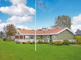 Beautiful Home In Juelsminde With Sauna, Wifi And 4 Bedrooms