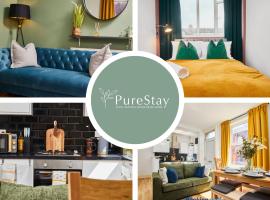 Fantastic Four Bedroom House By PureStay Short Lets & Serviced Accommodation Leeds With Parking, hotel in Headingley