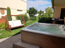 The luxurious charm of a home under the stars, hotel din Břeclav