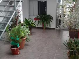 Departamento monoambiente centro pb nuevo sencillo Av Belgrano D3, hôtel à Marcos Juárez