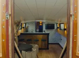 Unieke beleving op het water, de Prinsenboot.