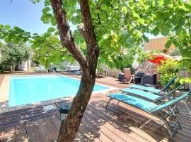 Villa 3 Logements entiers avec piscine et jaccuzi et parking