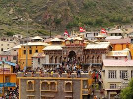 Badrinath Jb Laxmi hotel, hotel v mestu Badrīnāth