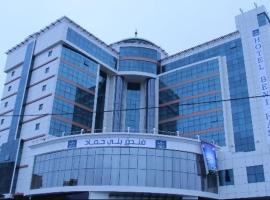 HOTEL BENI HAMAD, hotel with parking in Bordj Bou Arreridj