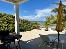 The Tropical Breeze Cottage, hotel en Sand Bluff