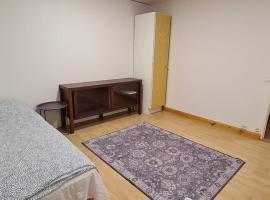 2 plan Villa med 9 sovrum, hotel v destinaci Västerås