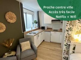 LE VEGETAL / Nay centre – tani hotel w mieście Saint-Abit