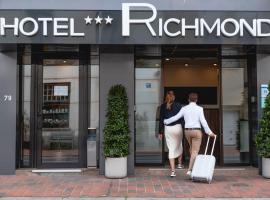 Hotel Richmond, hotel di Blankenberge