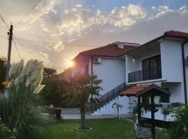 Belov Rooms and Apartments