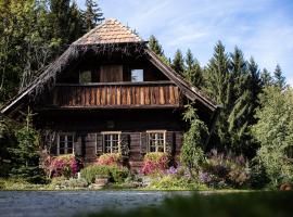 Moarhold Almhaus - Natur & Ruhe - Die Almhütte im Pöllauer Tal, hotel with parking in Pöllau