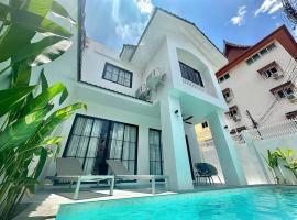 House no.148 Patong pool villa、パトンビーチのコテージ