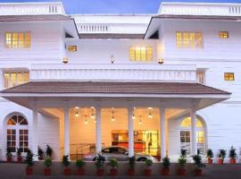 Hotel Luciya Palace, hotel em Thrissur