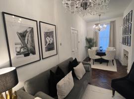 Luxury Belfast Stay - Townhouse، فندق في بلفاست