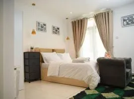 Luxury Suite 42m2 @ Embassy Gardens Cantonments