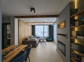 Pine & Wine Sauna Apartment, feriebolig i Pamporovo