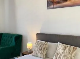 Yolé Apartment - City 101