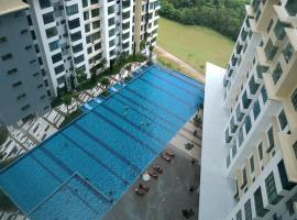 LUXURY STAY - 2 ROOMS with CONDO Facility - Mount Austin JB - SPECIAL OFFER, hotel in Johor Bahru