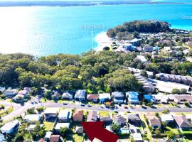 Location @ Little Beach, apartment in Nelson Bay