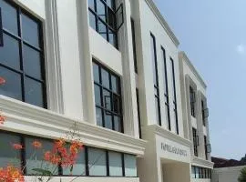 Hotel Gulmohar