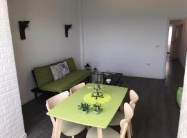 Chalet in Jounieh, pool, amazing sea view, wifi Maameltein, apartamento en Al Bāţiyah