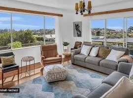 Bermagui Breeze Holiday House 5 bedroom 18-20 Mumbulla Street - Bermagui