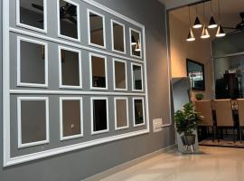 Khalish homestay, hotel v destinaci Keluang
