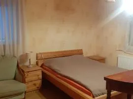grande chambre lumineuse de 18 m²