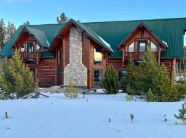 The Wyoming Lodge and Game Room, casa o chalet en Dubois