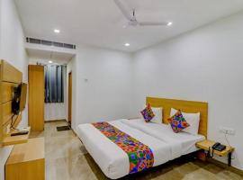 FabHotel Premium Kashi, hotel dicht bij: Internationale luchthaven Varanasi (Lal Bahadur Shastri) - VNS, Benares
