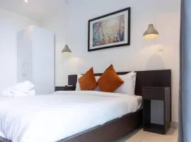 Spacious Studio at Embassy Gardens