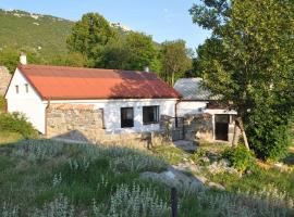 Mountain Cottage Mons Baebius، مكان عطلات للإيجار في Starčevića Podi
