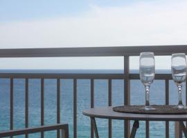 Apartamento primera línea de mar, ξενοδοχείο σε Platja  d'Aro