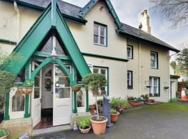 Robin Hill House Heritage Guest House, hótel í Cobh
