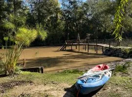 Viva la Pepa. Cabañas al Río