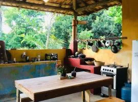 Casa da Roça- Casa completa e jardim privativo