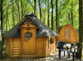 Le Domaine Insolite de Brocéliande, cottage in Paimpont