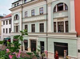 Residence 9
