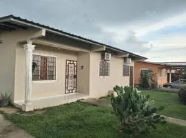 La Casa Las Palmitas