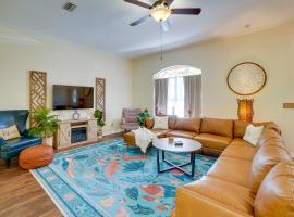 Tarpon Springs Family Getaway with Patio and Hot Tub!, pet-friendly hotel in Tarpon Springs