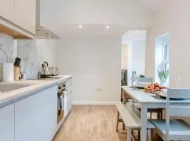 Mayfield Two - Central Harrogate Apartment