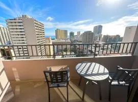 Royal Kuhio 1712 - Spacious Corner Unit with Stunning Ocean City Views in the Heart of Waikiki!