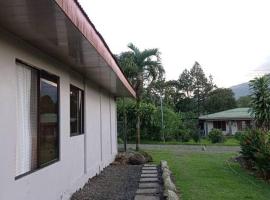 Paradise Celeste, hotel in Bijagua