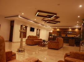 Sens Resisdency, hotel di Kizhake Chālakudi