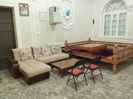 Abubakir Guests House