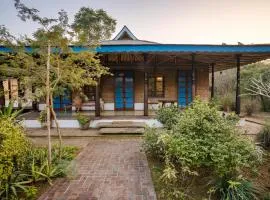 LohonoStays Bamboo House Sadhrana Bagh