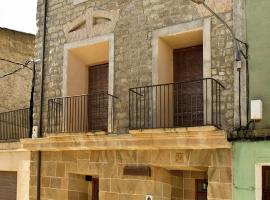 Casa rural marga, Hotel in Tardienta