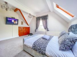 *RA9bC* For your most relaxed & Cosy stay + Free Parking + Free Fast WiFi *, hotel in Moortown