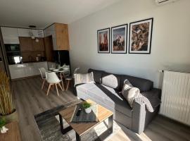 SkyTravel 27 Apartament Pileckiego Nowy Dwór Mazowiecki Airport Modlin 24H, khách sạn có chỗ đậu xe ở Nowy Dwór Mazowiecki