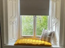 Cosy Cottage for 6 & Pets Friendly in Hope Valley Pass the Keys